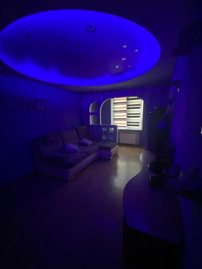 Adventure Apartment Kiev Luaran gambar